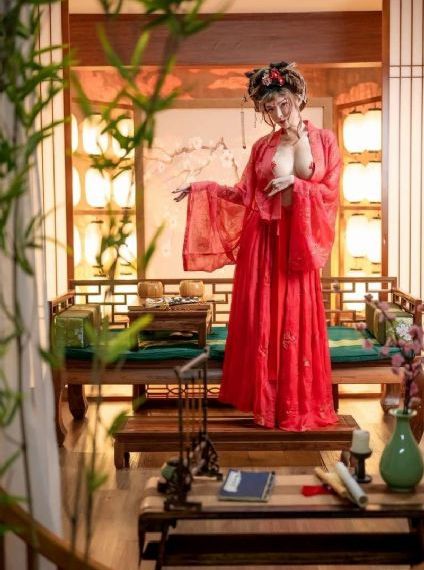 制服丝袜欧美电影_BD英语完整在线观看
