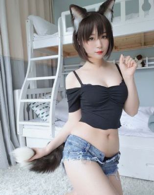 欧美空姐职业服图片_720神马在线观看