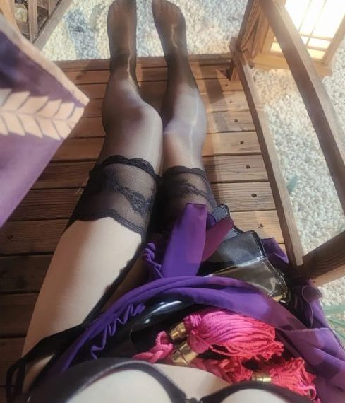 美女扒开腿让男人桶爽30分钟_正片免费观看