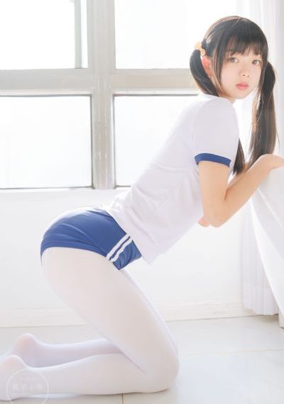欧美头像潮图女牵狗_BD韩语电影在线看